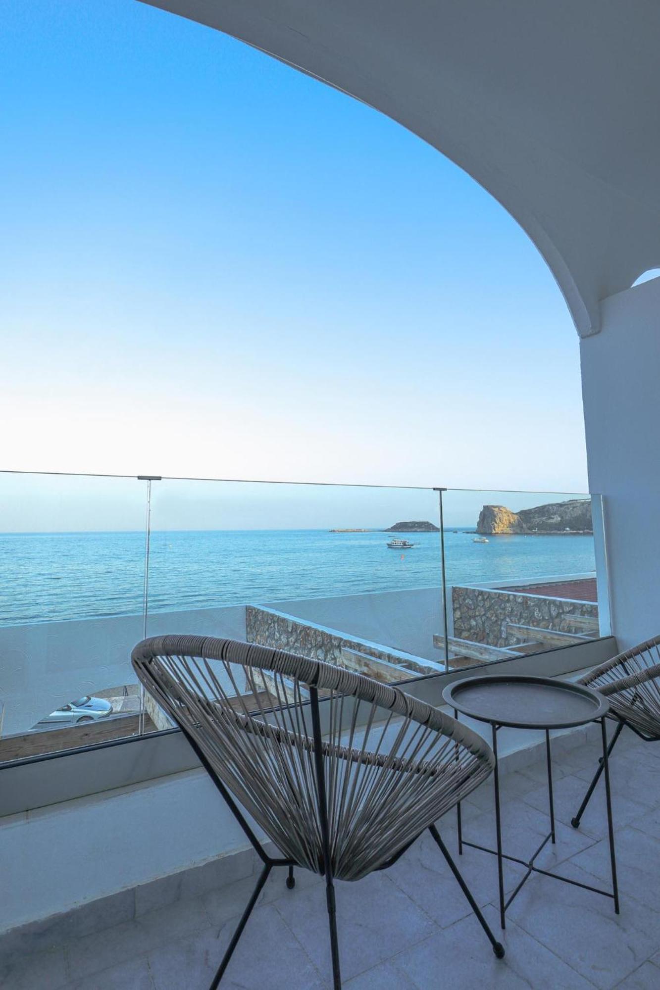 Delfini Beach Hotel & Suites Archangelos  Zewnętrze zdjęcie