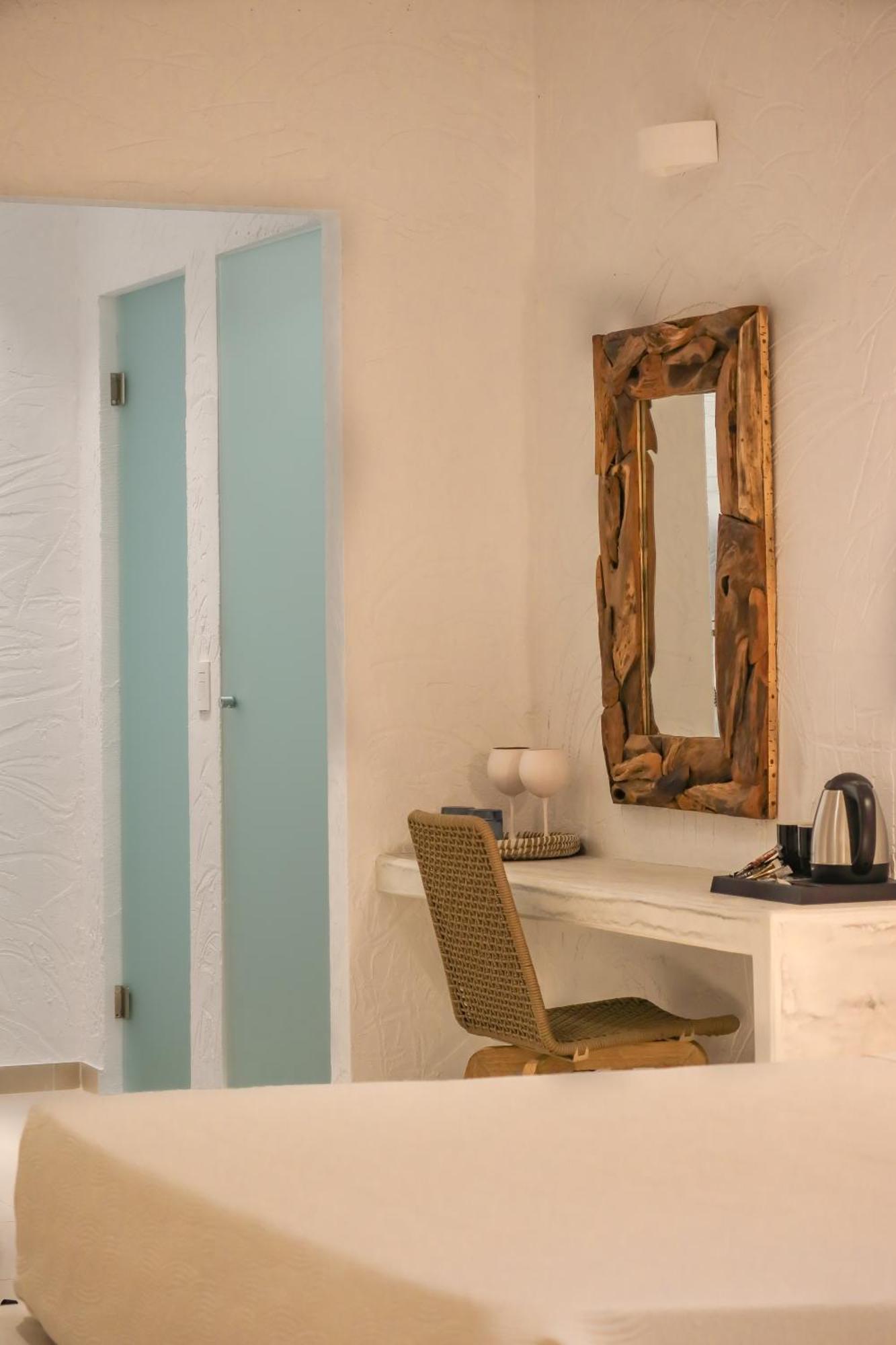Delfini Beach Hotel & Suites Archangelos  Zewnętrze zdjęcie